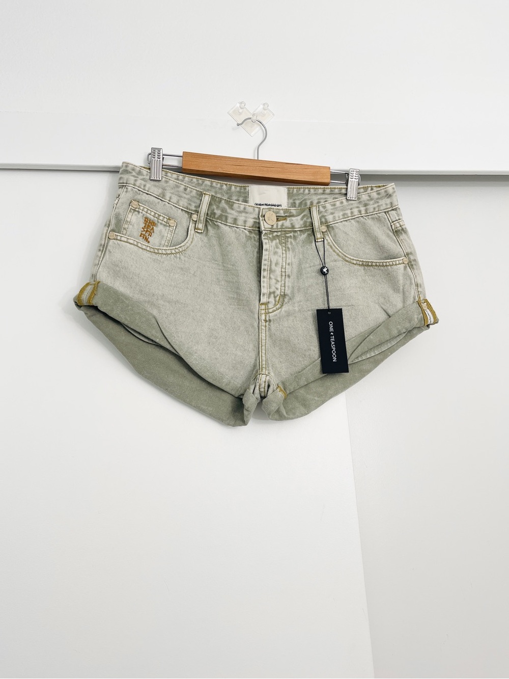 NWT One Teaspoon Green Denim Bandits Mini Shorts Size 29